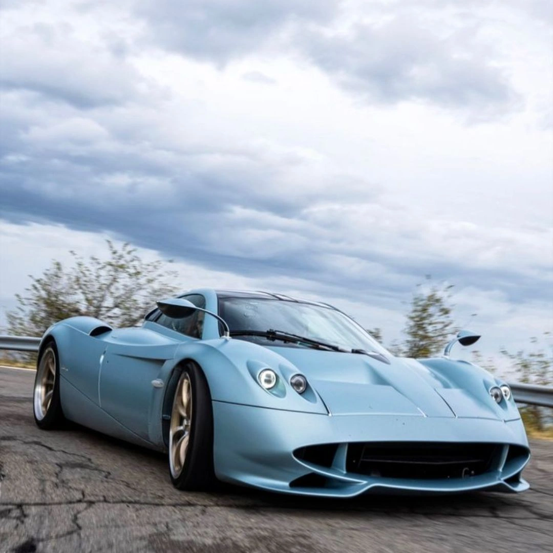 Pagani Huayra Codalunga